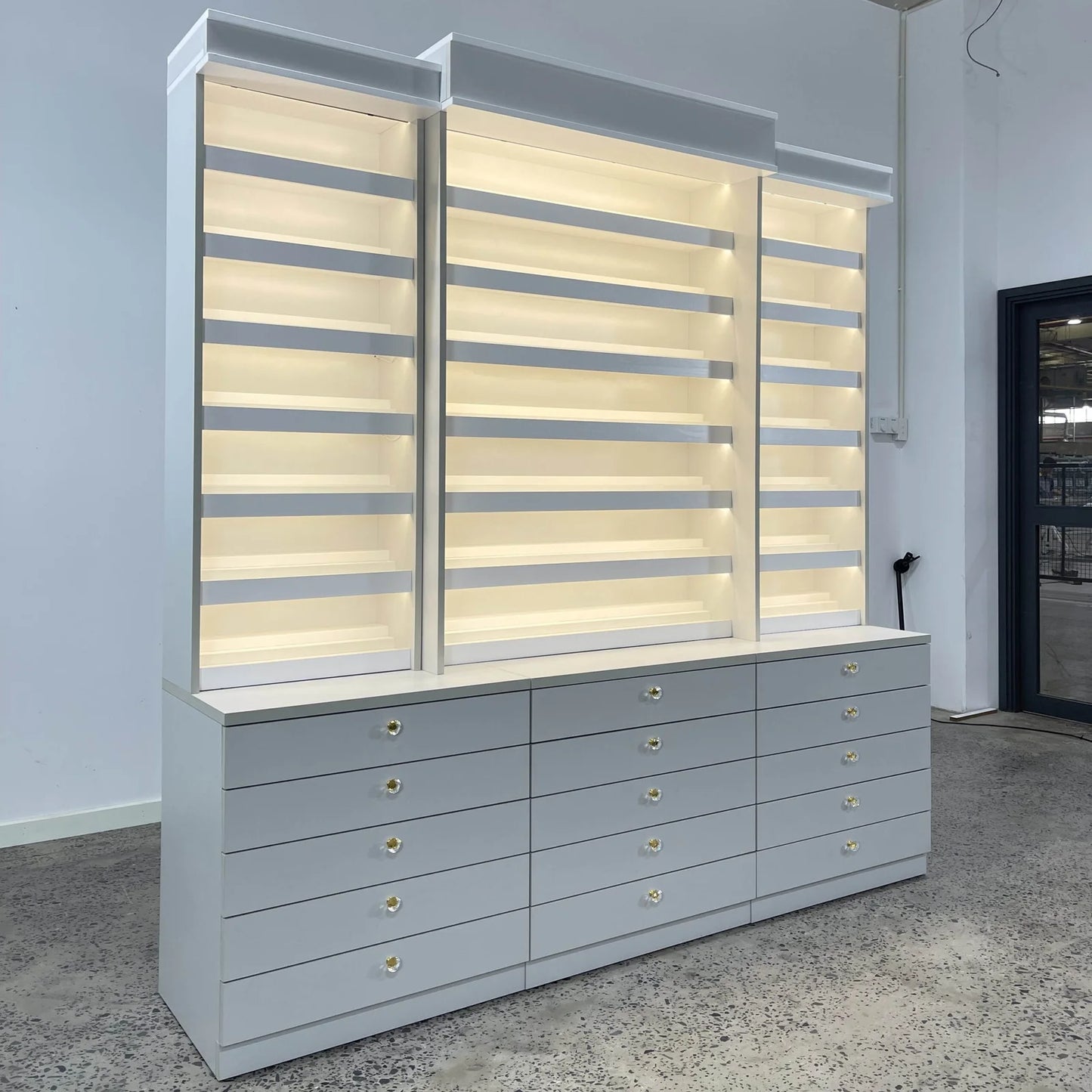 Polish Center Cabinet 87”